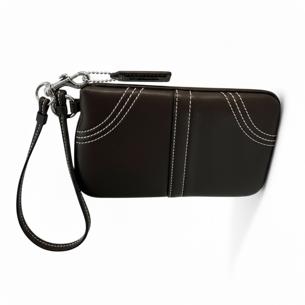 Coach Vintage Soho Chocolate Brown Leather Wristlet with Coach Box and Dust Bag - Picture 3 of 7